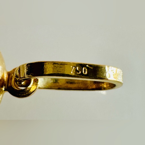 Halfmoon Pendant. 💛 Real 18(18k) Karat Solid Gold Jewelry - Picture 7 of 9